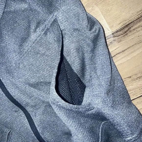 Nike Women’s XS Dri-Fit Full Zip Lightweight Jacket - Picture 4 of 12